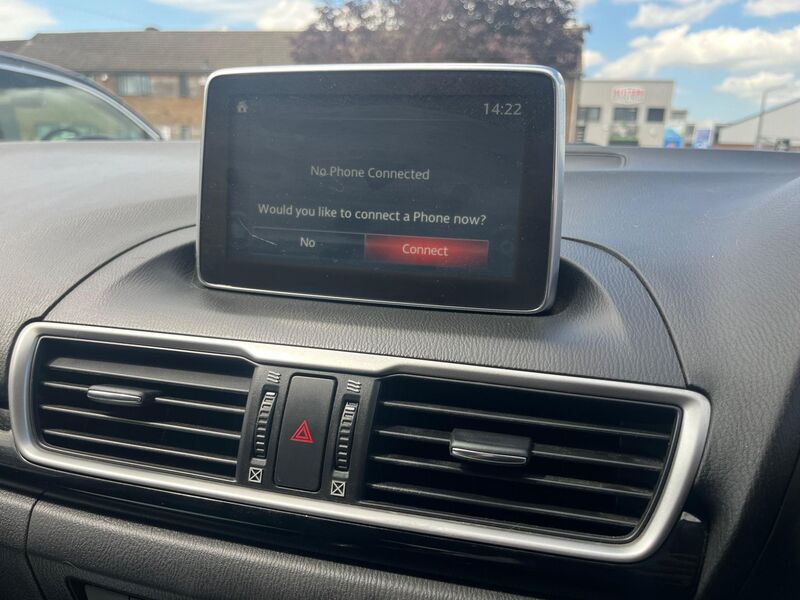MAZDA MAZDA3