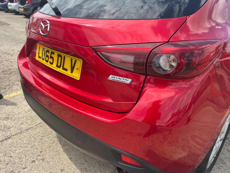 MAZDA MAZDA3