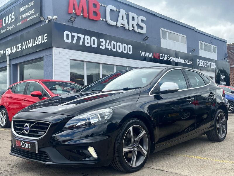VOLVO V40