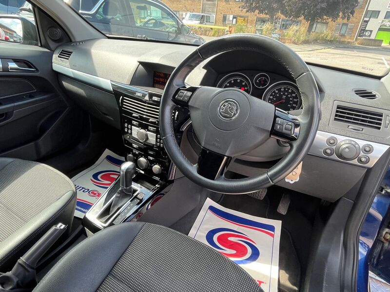 VAUXHALL ASTRA
