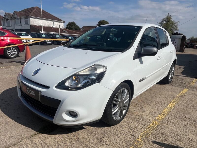 RENAULT CLIO