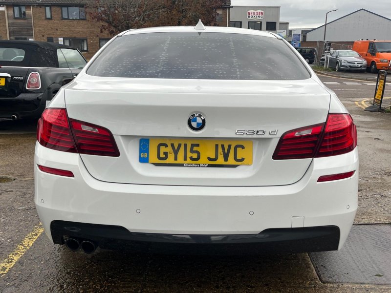 BMW 5 SERIES