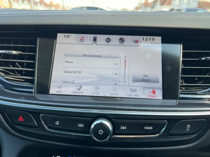VAUXHALL INSIGNIA