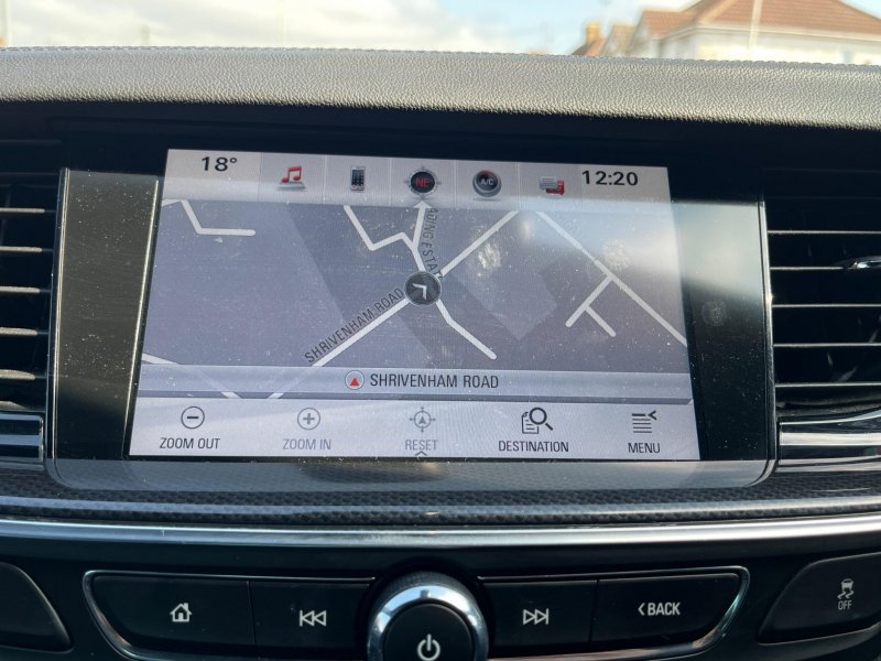 VAUXHALL INSIGNIA