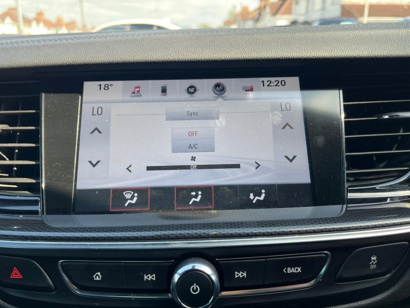 VAUXHALL INSIGNIA