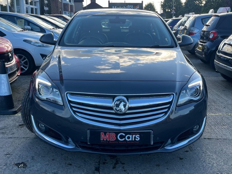 VAUXHALL INSIGNIA