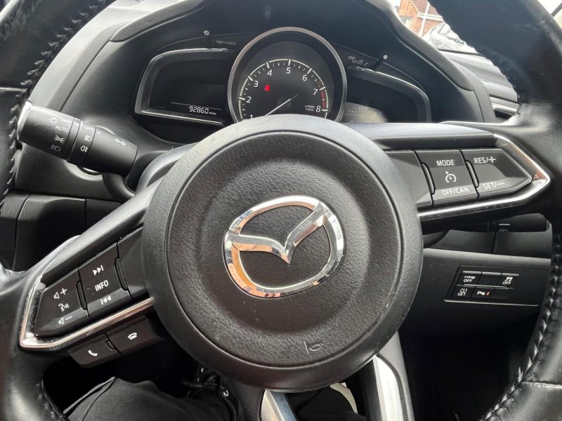 MAZDA MAZDA3