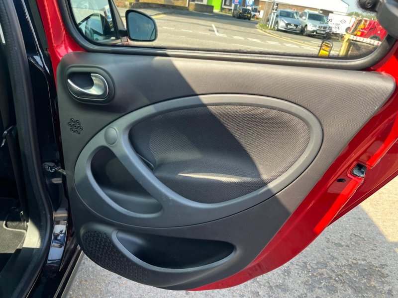 SMART FORFOUR