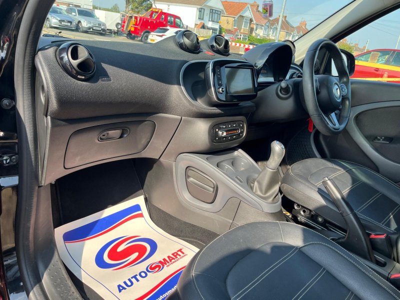 SMART FORFOUR