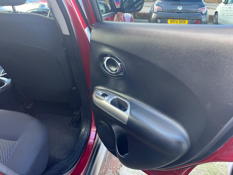 NISSAN JUKE