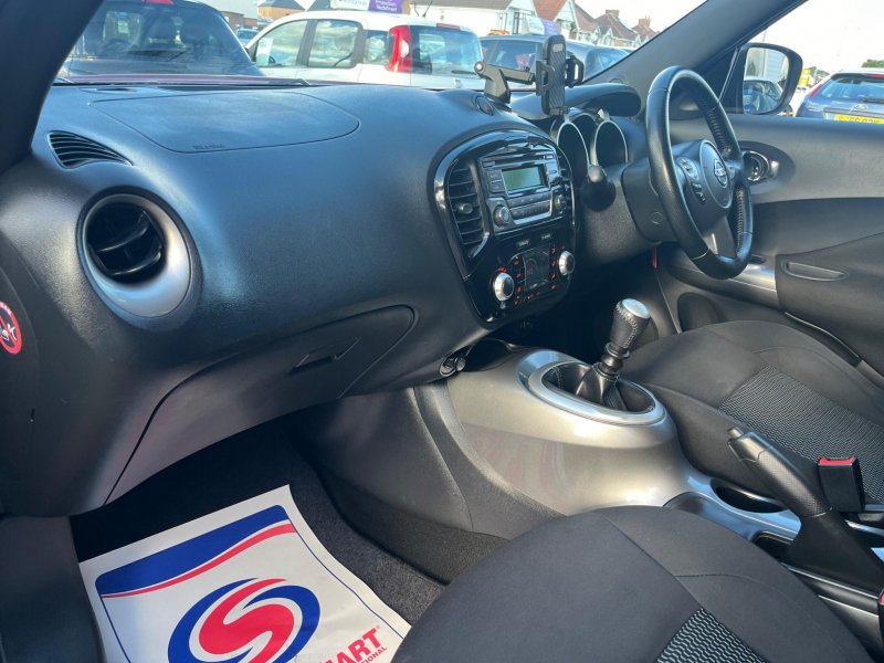 NISSAN JUKE