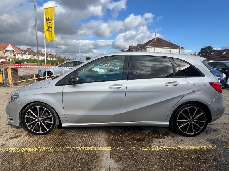 MERCEDES-BENZ B CLASS
