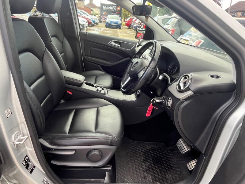 MERCEDES-BENZ B CLASS