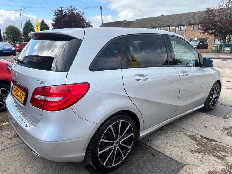 MERCEDES-BENZ B CLASS