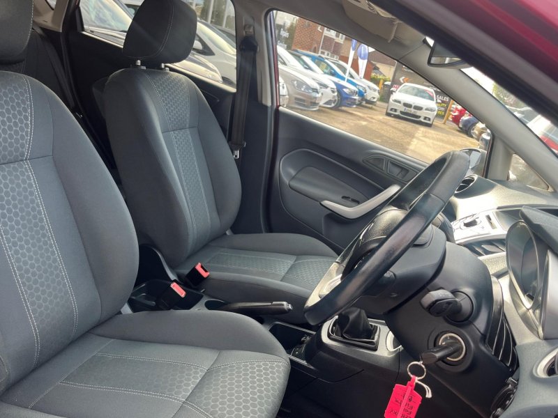 FORD FIESTA
