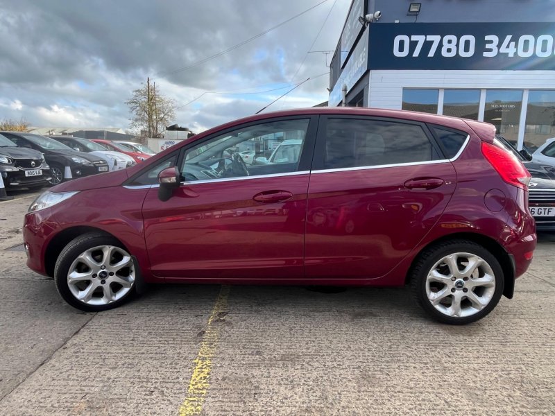 FORD FIESTA