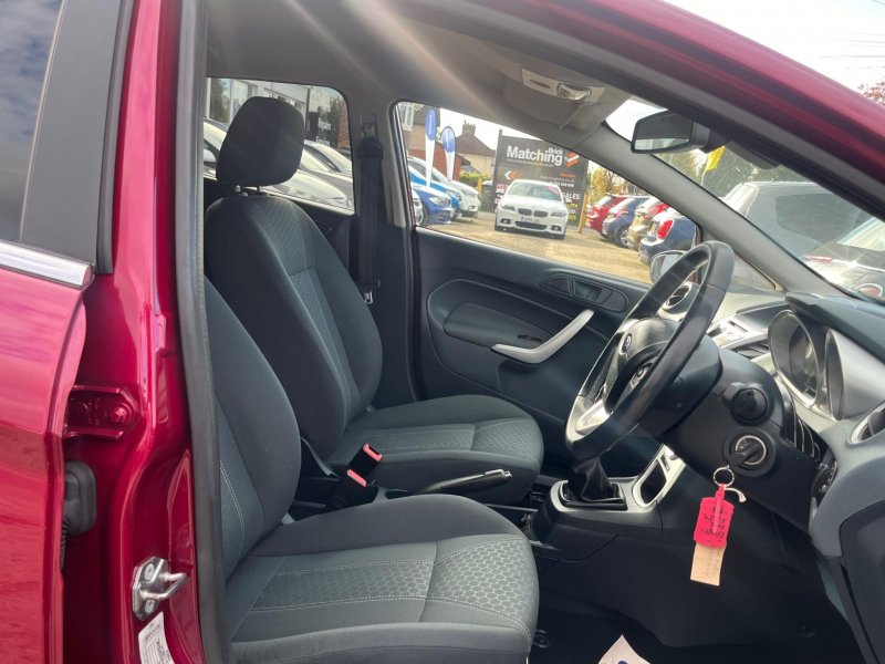 FORD FIESTA