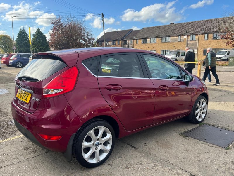 FORD FIESTA