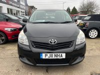 TOYOTA VERSO