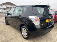 TOYOTA VERSO