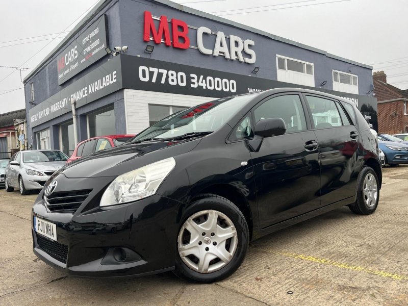 TOYOTA VERSO
