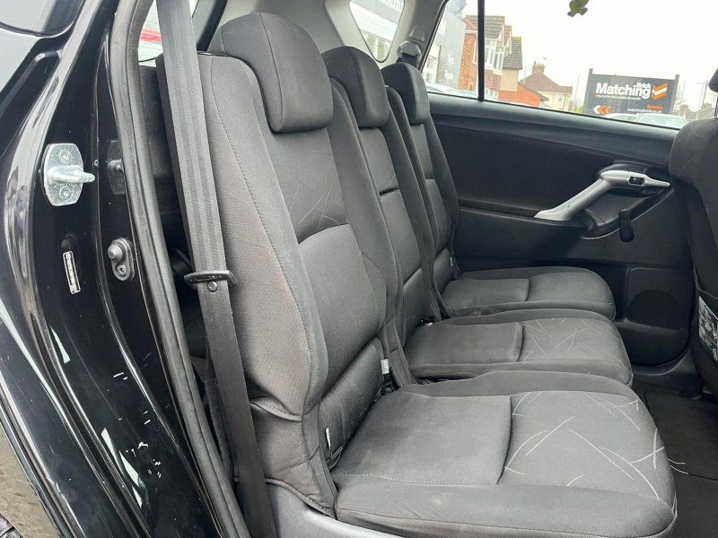 TOYOTA VERSO