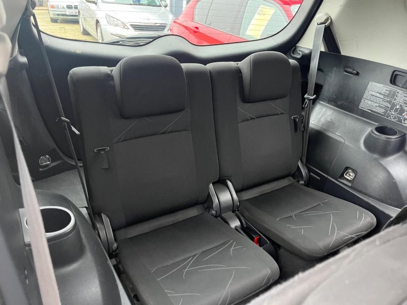TOYOTA VERSO