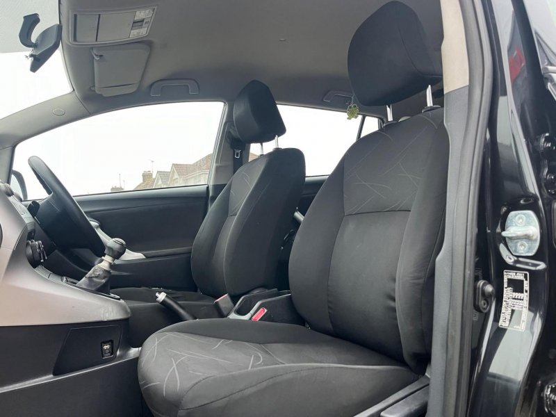 TOYOTA VERSO