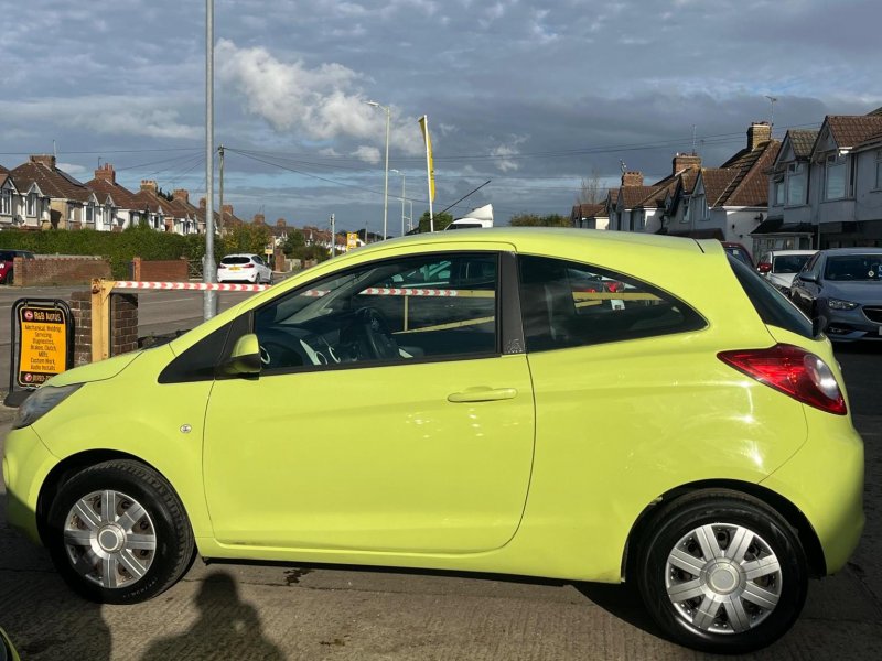 FORD KA