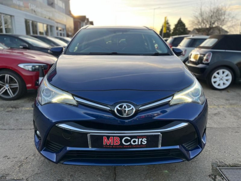 TOYOTA AVENSIS