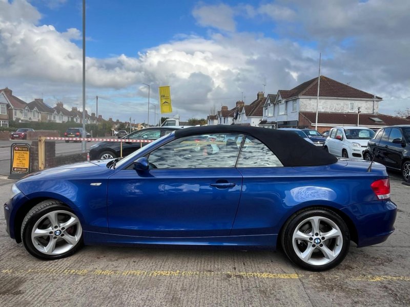 BMW 1 SERIES