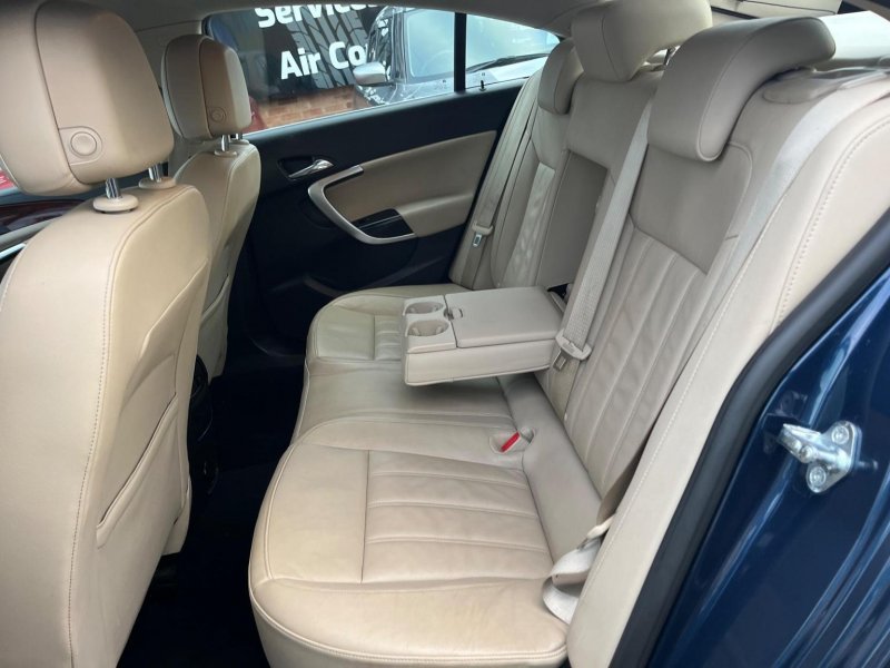 VAUXHALL INSIGNIA