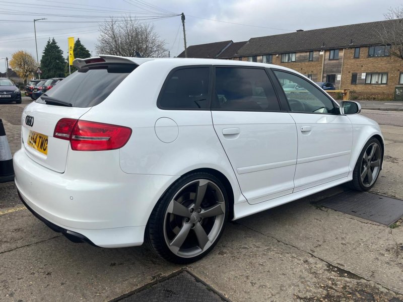AUDI RS3