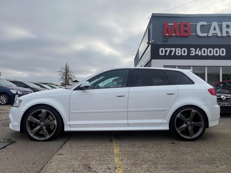 AUDI RS3