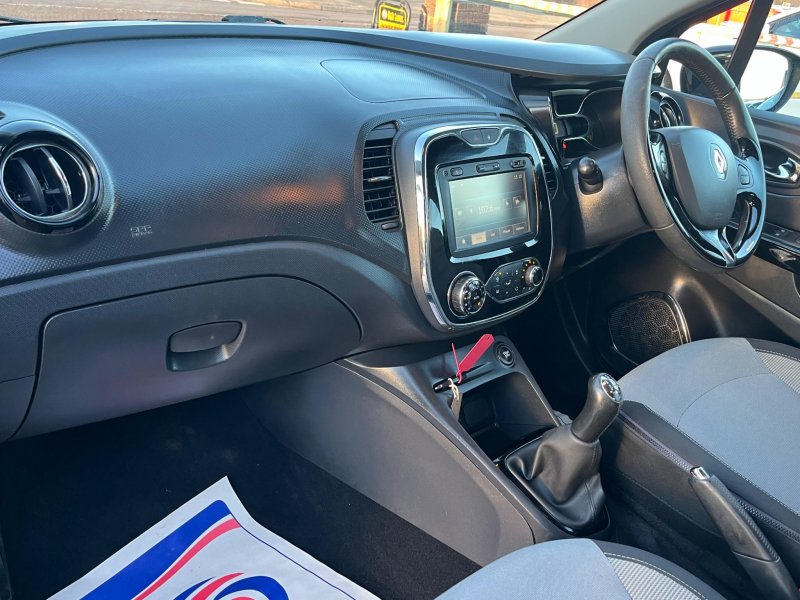 RENAULT CAPTUR