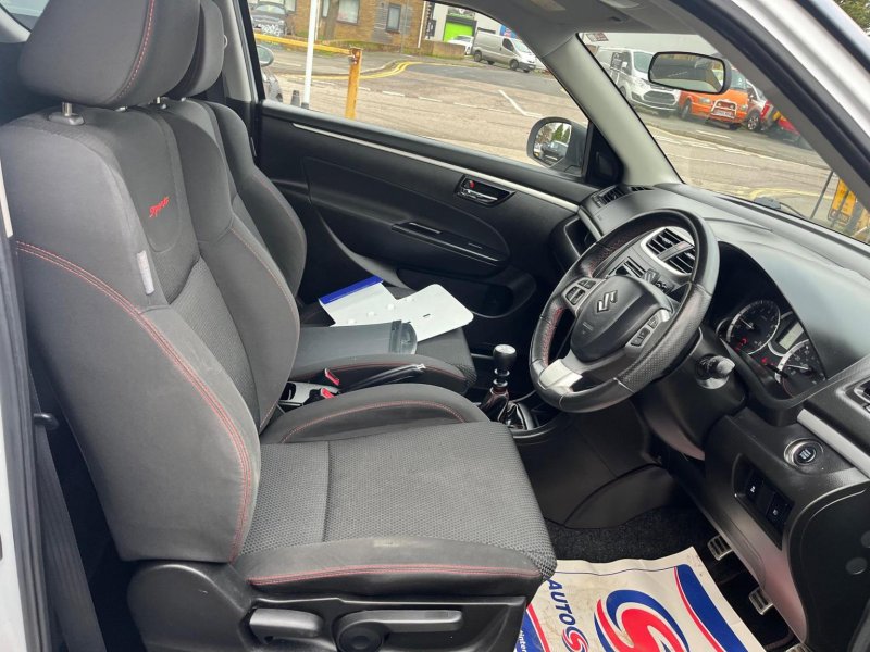 SUZUKI SWIFT
