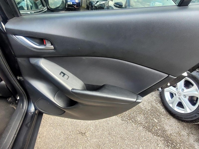 MAZDA MAZDA3