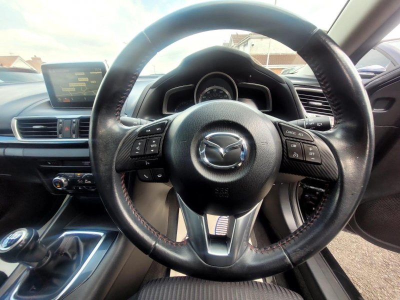 MAZDA MAZDA3