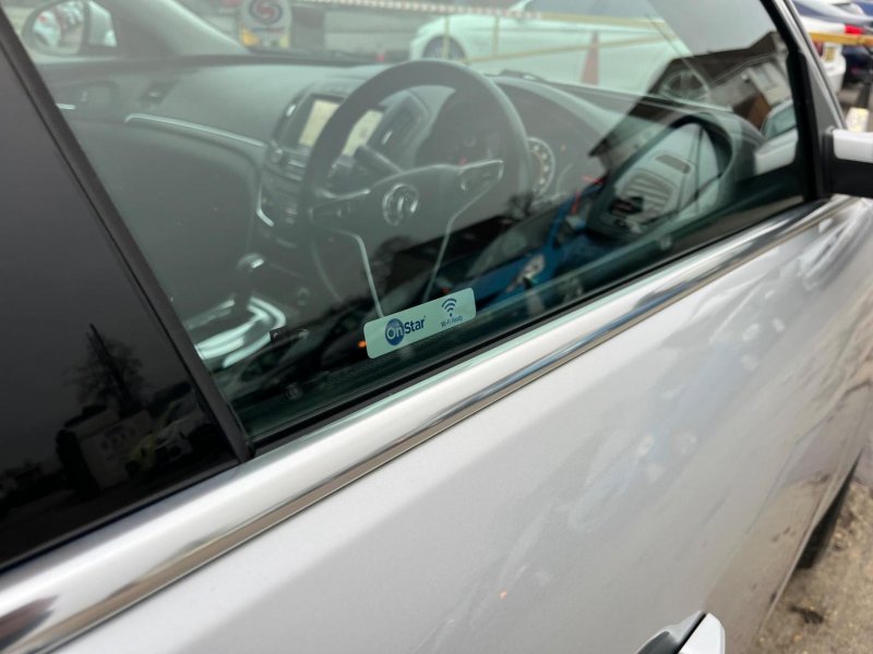 VAUXHALL INSIGNIA