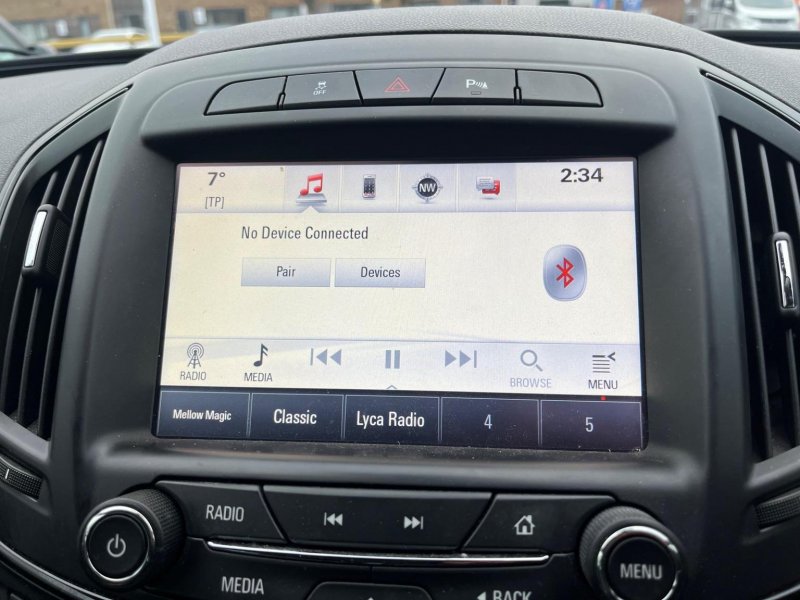VAUXHALL INSIGNIA