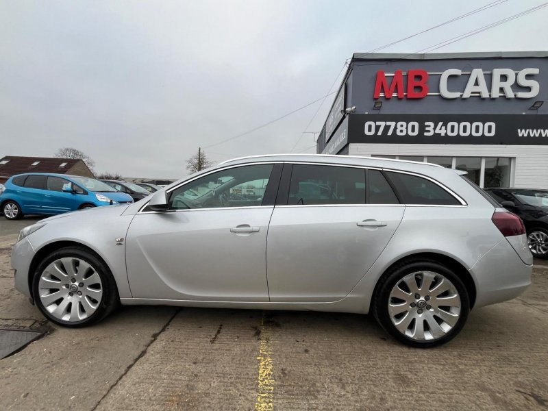 VAUXHALL INSIGNIA