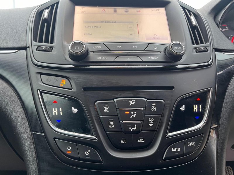 VAUXHALL INSIGNIA