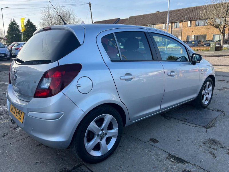 VAUXHALL CORSA