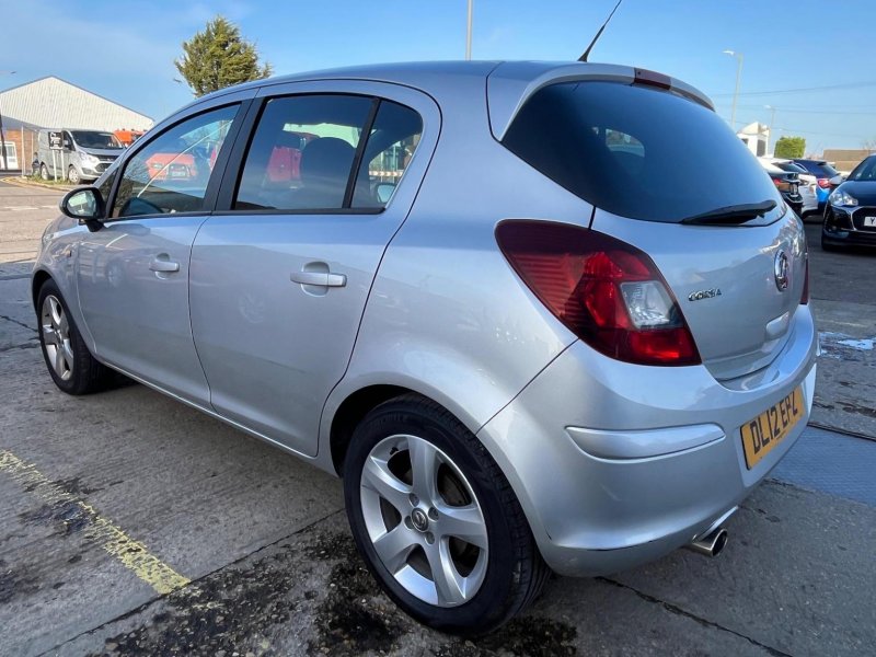 VAUXHALL CORSA