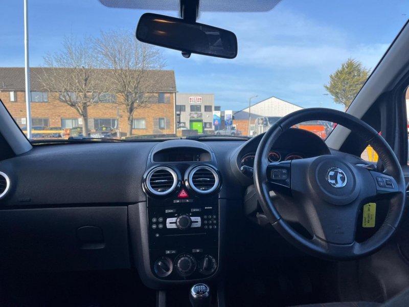 VAUXHALL CORSA