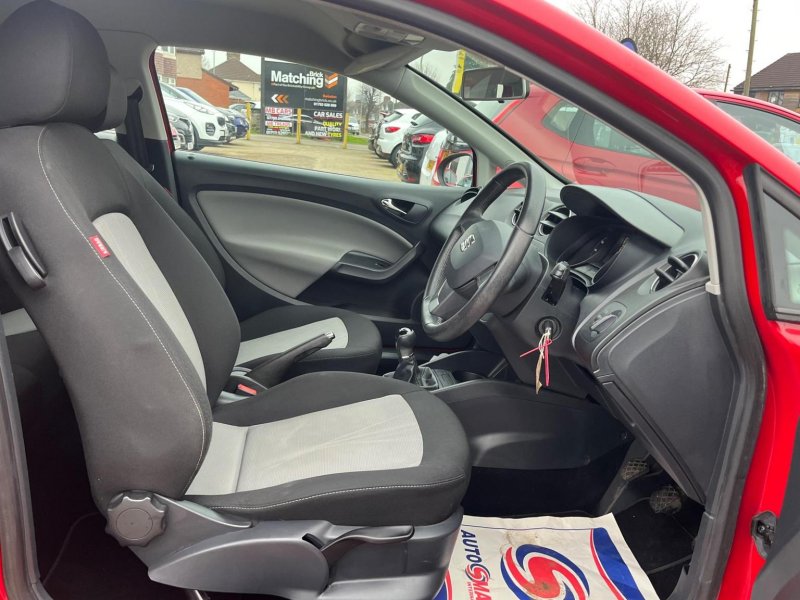 SEAT IBIZA