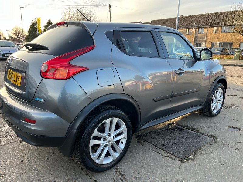 NISSAN JUKE
