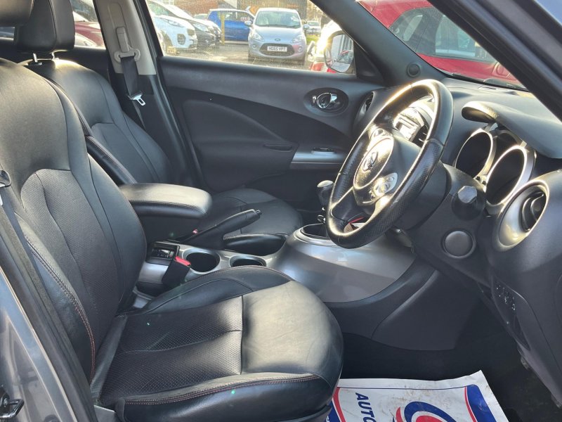 NISSAN JUKE