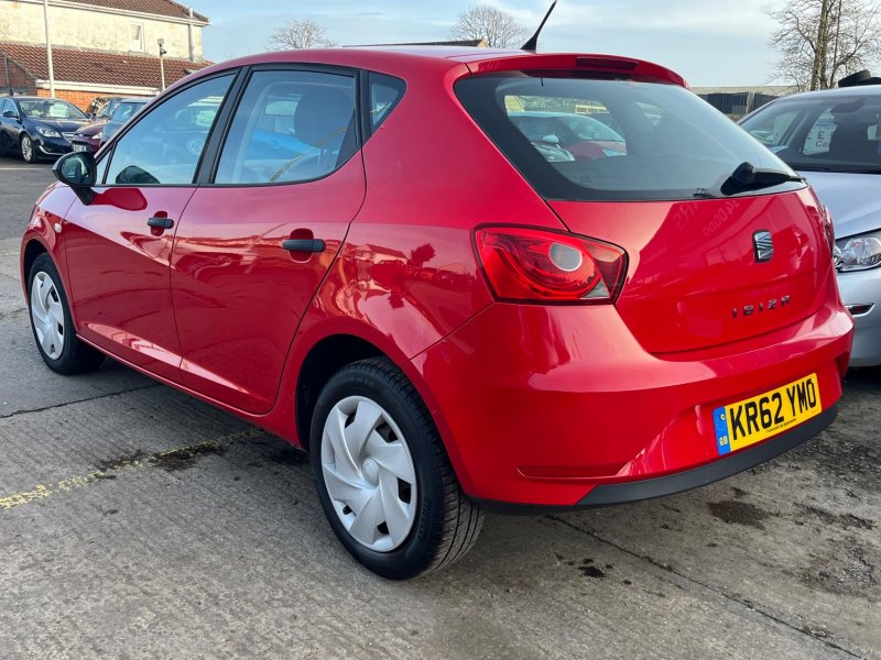 SEAT IBIZA