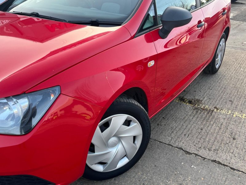 SEAT IBIZA